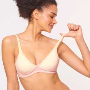 Sloggi Podprsenka Sloggi Body Adapt T-Shirt Bra - SLO6308/angora / L SLO1B008-6308